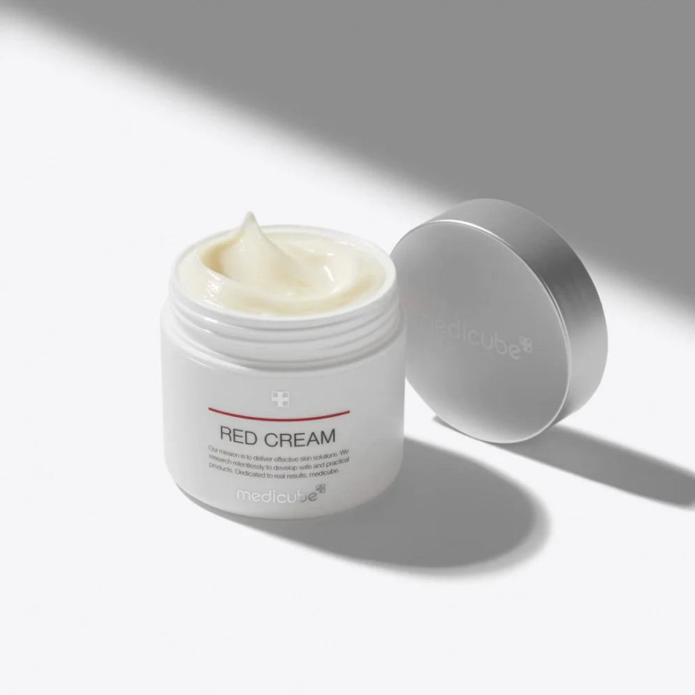 Medicube Red Cream – raminamasis drėkinamasis veido kremas
