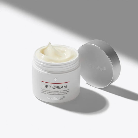 Medicube Red Cream – raminamasis drėkinamasis veido kremas